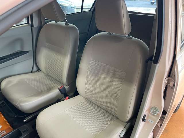おかげさまで展示場を広げることができ、現在では在庫台数が豊富となりました！是非一度、当店にお立ち寄りください。