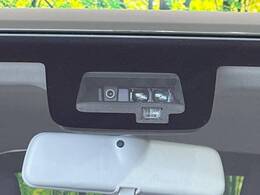 【スズキ　セーフティサポート】走行中に前方の車両等を認識し、衝突しそうな時は警報とブレーキで衝突回避と被害軽減をアシスト。より安全にドライブをお楽しみいただけます。
