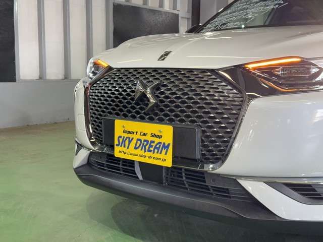 ★DSオートモビル DS3 クロスバック グランシック 1.2L 入庫です！●アクティブセーフティブレーキ！●ヘッドアップディスプレイ！●液晶メーター！●アップルカープレイ！レザーシート！