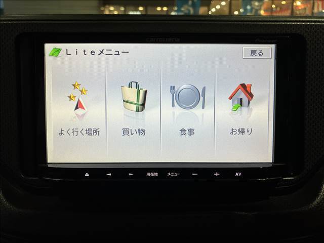 ☆内外装クリーニング☆車の隅々まで徹底的にクリーニングを行っておりますので内外装ともに綺麗な状態でご納車いたします！