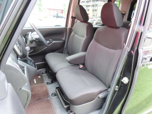 ご納車前にスタッフが入念に清掃し気持ちよく乗り出せるように致します。
