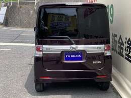 年式、走行、価格にてご不安な方！！当社では、中国運輸局指定整備工場を運営しており、国家整備士資格者の熟練のスタッフが納車前に法定点検及びしっかりと整備を致しますのでご安心してお買い求めください（＾＾）