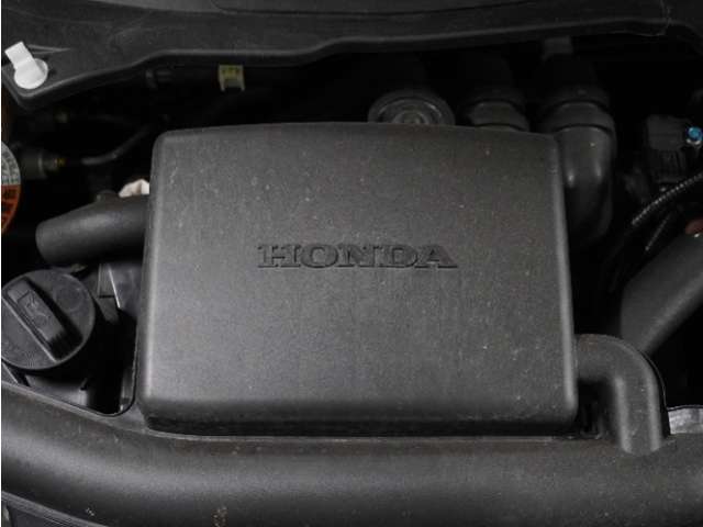 エンジンルームもクリーニング済みです。販売後、専任のメカニックが大切に整備させて頂きます。