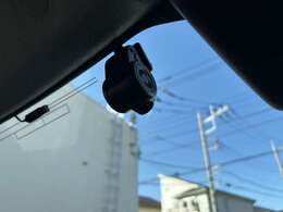 【ドライブレコーダー】ディスプレイオーディオにて録画映像を確認することが可能です。