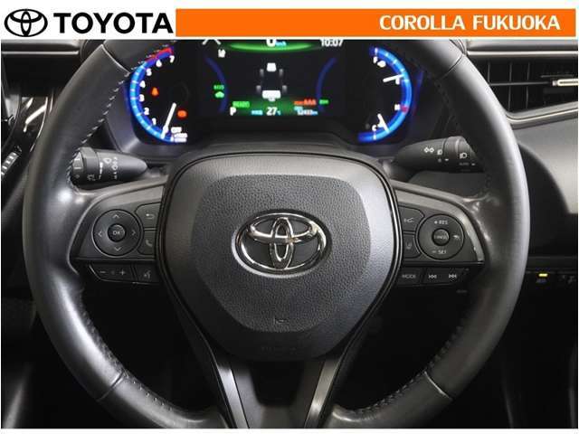 ステアリングスイッチで操作可能な表示の切替操作等を行うことにより、運転に集中することができますよ。