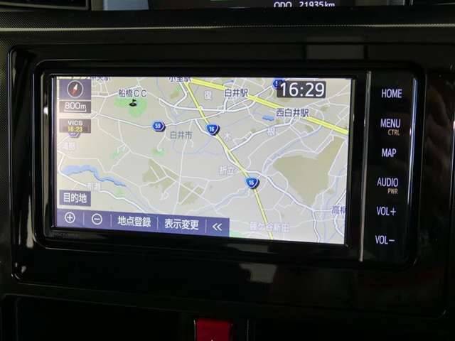 Bluetooth機能搭載の7インチナビです。TVも視聴できてナビの設定もタッチパネル式なので簡単に操作できます。