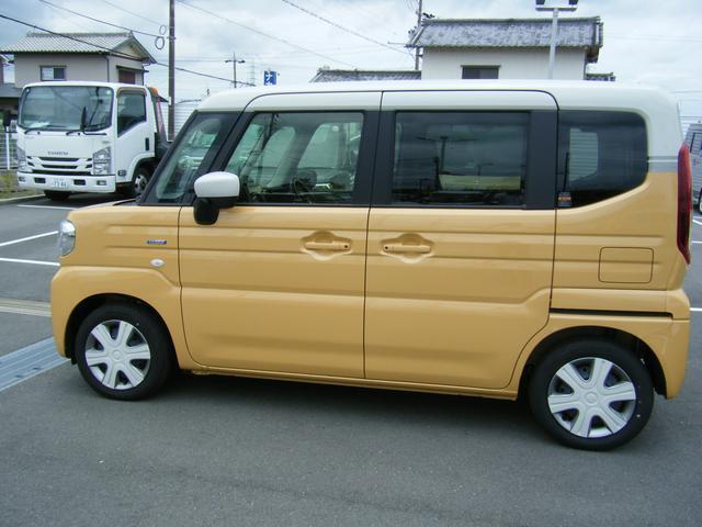 当店特選車！！HYBRIDで燃費もよく、室内も広い。後席両側電動スライドドアや全方位ナビもあり快適機能充実。