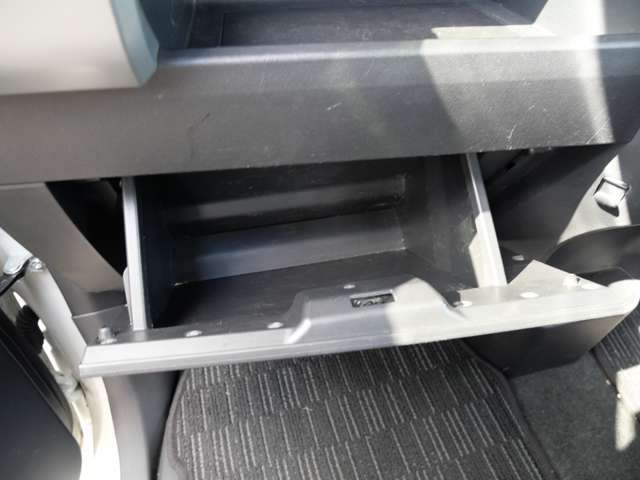 当社では高性能かつ安全性に優れ、故障の少ない車輛を取り揃えております。またアフターサービスも充実しておりますので車検や整備もお任せください！ご来店、お問い合わせ心よりお待ちしております