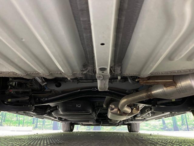 下回りがきれいなうちに、防錆加工の施工がオススメ。降雪地域はもちろん、沿岸部にお住いの方や、趣味でマリン・ウィンタースポーツをされる方にご好評いただいております。