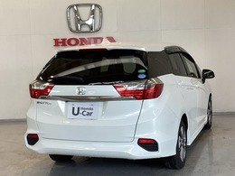 【Honda認定中古車 U-Select】　は3つの安心をお約束します。　1　Hondaのプロが整備した安心。 2　第三者機関がチェックした安心。　3　購入後もHondaが保証する安心。