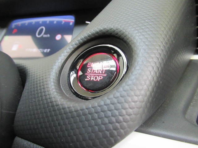 ■当店では皆様に安心してお車を運転していただくための自動車保険への加入やJAFへの加入もおこなえますのでご希望の方はお気軽にご相談下さい■