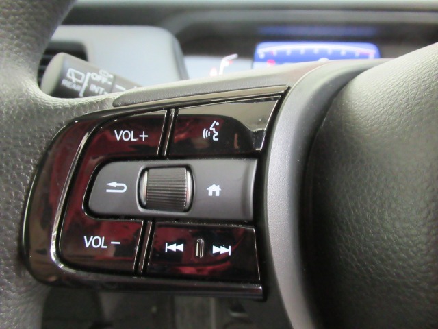 点検整備費用が本体価格に含まれております。　納車前に当社工場にて点検・車検整備を実施してお引き渡し致します。