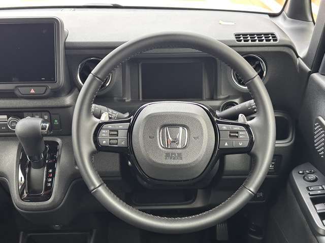 ★修復歴車一切ありません！それどころか、弊社の仕入在庫につきましては、フェンダー、ボンネット、ドアパネル等の交換歴、修理歴のある車両は基本的に仕入れを行いませんので高品質な車両のみ在庫で揃えています！