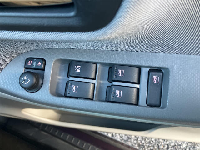 自社ホームページでは、お得な情報満載！最新チラシや目玉車などの情報は【ナオイオート　車販売】で検索★