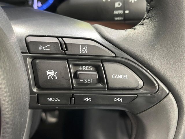 【トヨタセーフティセンス】走行中に前方の車両等を認識し、衝突しそうな時は警報とブレーキで衝突回避と被害軽減をアシスト。より安全にドライブをお楽しみいただけます。