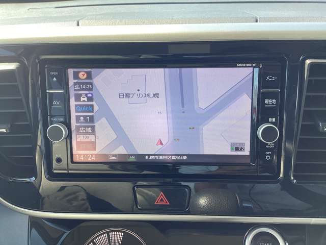 日産純正ナビ！7インチナビです！！