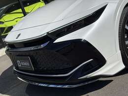 高額オプション422,400円のモデリスタエアロ付き！(フロントスポイラー88,000円+サイドスカート96,800円+リヤスカート90,200円+カラーフェンダー110,000円+サイドガーニッシュ37,400円)