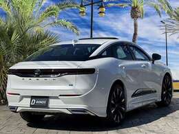 オプションの総額110万円越え！ボディ気になるキズ凹み無し！車検2年有り・禁煙車！