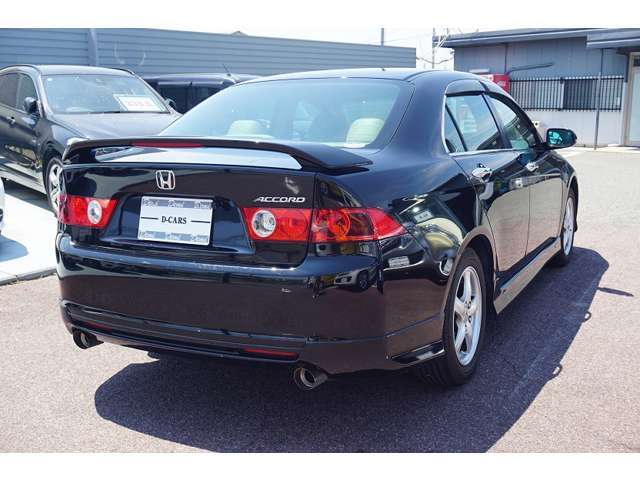 分かりやすく丁寧な対応♪お車のご購入が初めての方やお車に詳しくない方でも分かりやすいご説明を心掛けております。少しでもお客様のご希望に叶ったお役に立ちたいと思っております♪