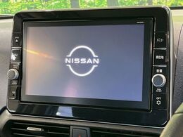 【大画面ナビ】人気の大型ナビを装備。存在感のある大画面はインパクト大！ナビ利用時のマップ表示は見やすく、テレビやDVDは臨場感がアップ！いつものドライブがグッと楽しくなります♪