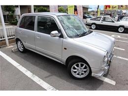 可愛い！上級グレード！ミニライトスペシャル！外装内装は綺麗です！現代に甦った！大人気のお車です！車検も嬉しい！令和9・3月です！試乗はいつでもできます！