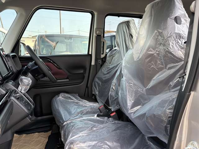 車両をご掲載にあたって車両写真でお車の状態が全て伝わるように意識しております！内外装の傷や汚れは全て確認して撮影しております。内装の匂いなど写真でわからないことは直接お電話などでお伝えくださいませ！
