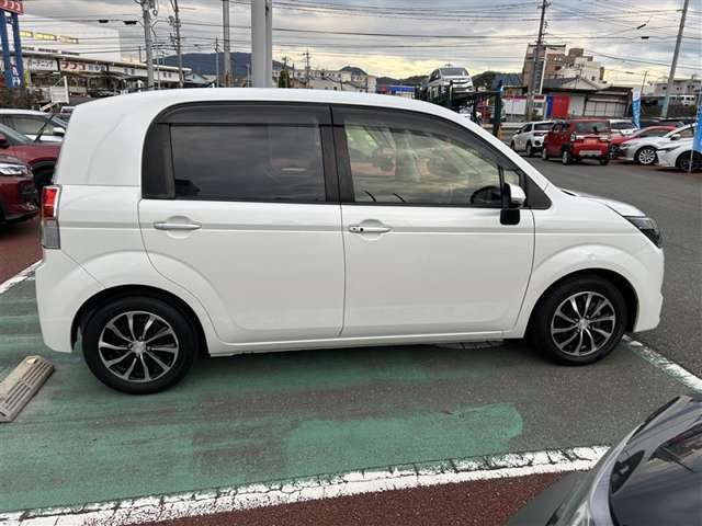 この度は数ある中古車の中から当店の車両をご覧下さり、誠に有難うございます。