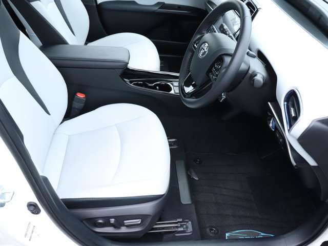 整備工場完備！！アフターの事もお任せ安心！！お車のすべてをお任せ下さい！二級整備士2人います！！