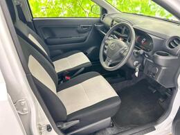 「この車の写真をもっと見たい」「状態が気になる」「この装備はついている？」どんな小さな疑問でもお気軽にお問い合わせください！