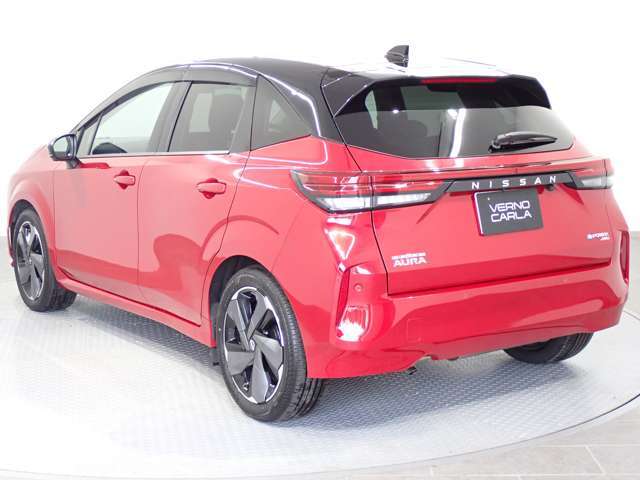 当店の禁煙車両は、スタッフ2人以上で確認し、タバコの匂いが無いものを【禁煙車】として扱っています。（アレルギーや敏感な方は現車確認時にご確認下さい。）
