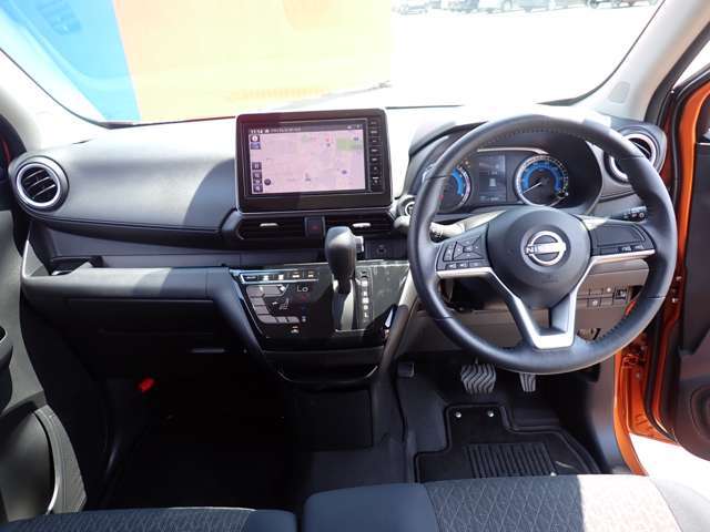 周りが見やすく運転しやすいお車です♪