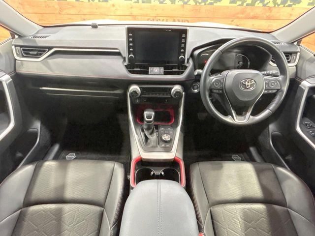 グループ総在庫数約30，000台！！全国の系列店からメーカー・車種問わずご紹介出来るので、あなたにピッタリのお車が見つかるはずです♪まずはお問い合わせ下さい☆