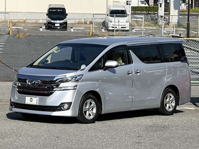 全長493cm！全幅185cm！全高188cm！乗車定員7名！！