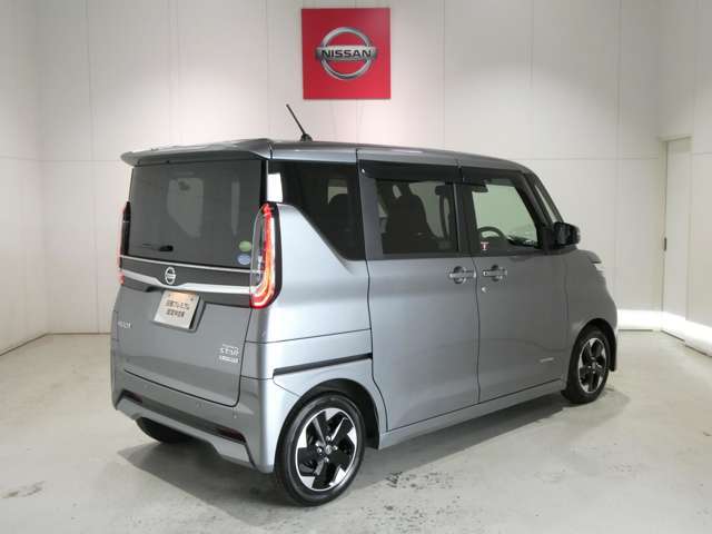 全国登録納車承ります。ご自宅まで納車致します。県外登録費用と陸送費用は別途必要になります。