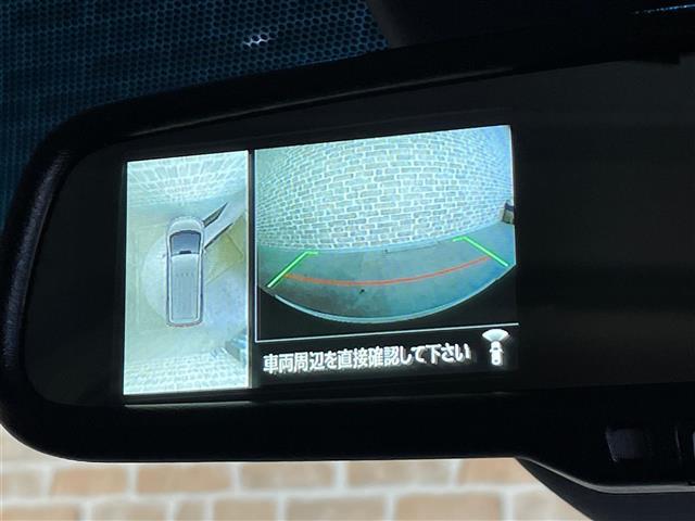 【マルチアラウンドモニター】上から見下ろしたように駐車が可能です。安心して縦列駐車も可能です♪