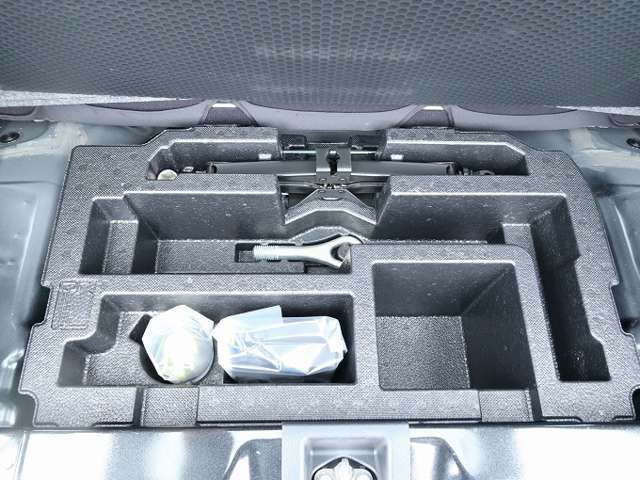 オートガレージHARUのスタッフは優しくて面白い（笑）そしてとにかく元気☆☆ご遠方の方もでもご近所の方でもお気軽にご来店＆お問い合わせください！長い長いお付き合いをよろしくお願いいたします！！