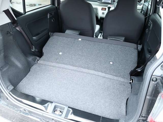 全国納車可能！！提携の陸送会社では陸送費もお買い得！！！なお、ご遠方の為ご来店が難しい場合はお電話やメール等でもご案内可能です！分かりやすく・詳しく・丁寧にご案内させていただきます！！