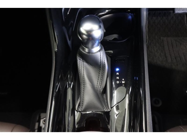 MTモード付。発進時やシフトチェンジ時もストレスなくマニュアル運転を楽しめます♪
