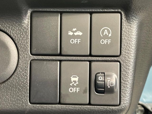 【スズキ　レーダーブレーキサポート】走行中に前方の車両等を認識し、衝突しそうな時は警報とブレーキで衝突回避と被害軽減をアシスト。より安全にドライブをお楽しみいただけます。