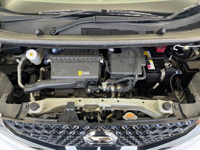 親切・丁寧な専門メカニックスタッフが応対！・車検・点検整備・事故等の修理などアフターサービスも安心。お車のカスタマイズもネクステージのサービススタッフまでご相談ください！