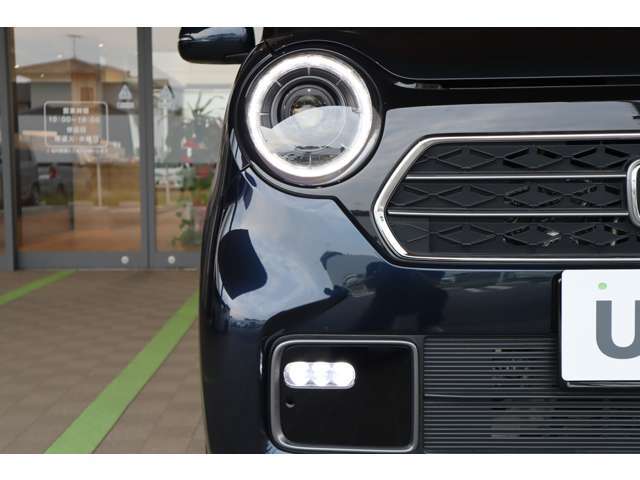 LEDフォグライトで雨の日の夜でも明るく照らしてくれます★
