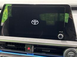 【ディスプレイオーディオ】視認性が高いディスプレイオーディオを装備♪操作性も良好で直感的なソース選択が可能です。