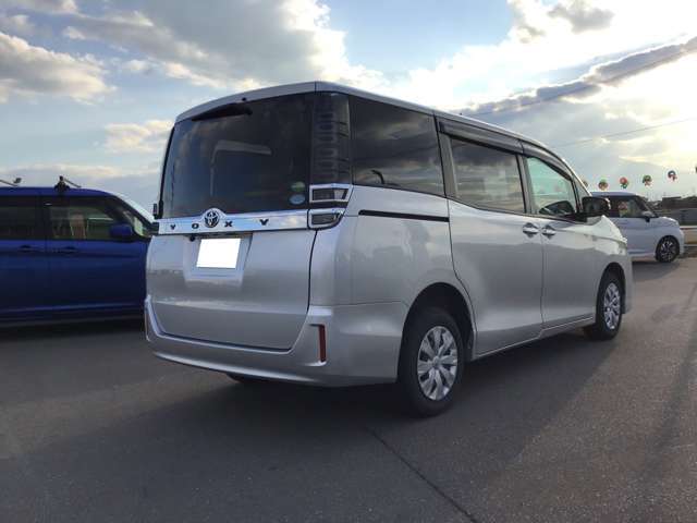 当社は東北運輸局、指定整備工場です。