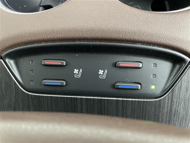 【　シートヒーター＆シートエアコン　】寒い冬場はポカポカのシート、暑い夏場は涼しいシートで快適にドライブをお楽しみくださいませ♪