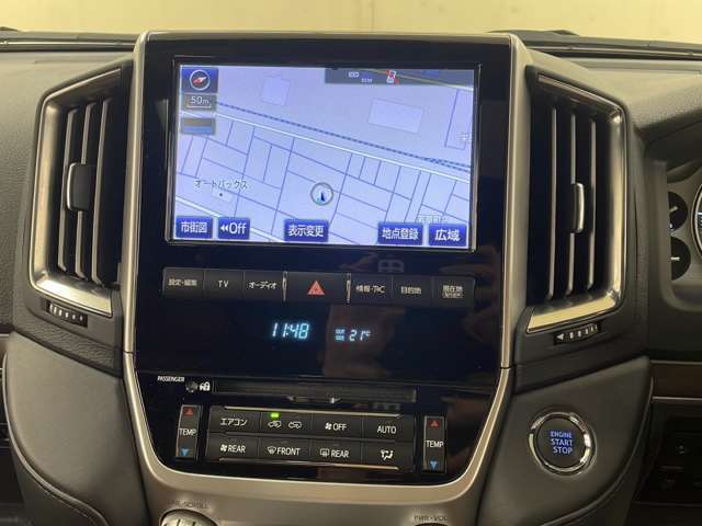 ご成約頂いたお車は全車保証付で納車後も安心！有料オプションで長期保証をお選びいただくことも可能です。