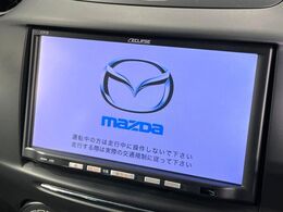 【純正ナビ】人気の純正ナビを装備しております。ナビの使いやすさはもちろん、オーディオ機能も充実！キャンプや旅行はもちろん、通勤や買い物など普段のドライブも楽しくなるはず♪