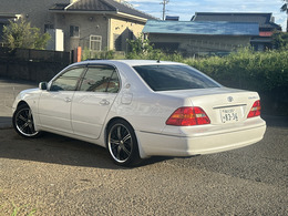 掲載していないお車も喜んでお探し致します☆『この車のこれくらいの走行距離・・』『この車のこの装備が・・』等、お客様のご希望をなんなりとお申し付けください！各種オークションより念入りにお探し致します♪