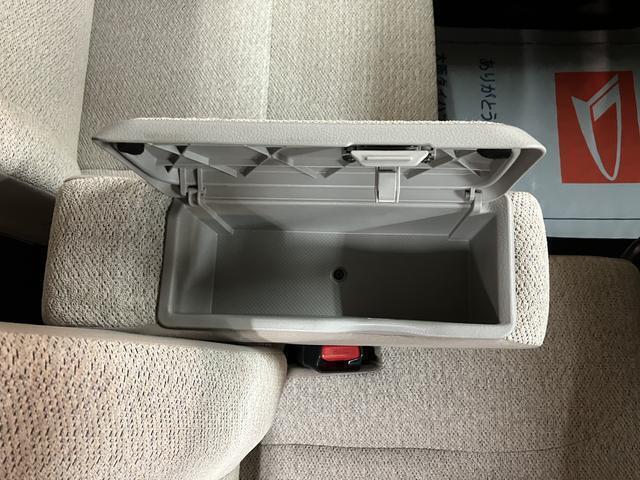 ご来店予約を頂ければ、接客中で待たされたり、クルマを見ることが出来なかったり。などでお時間を無駄にせず、混雑時でもお待たせする事なくご案内させて頂けます。是非お電話又ネットでご予約下さいね。