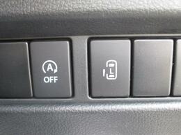 後席左側電動スライド　後席のドアは左側が電動で開閉できます。ドアの開閉はドアスイッチ・リモコンキー・運転席スイッチにより操作が出来ます。