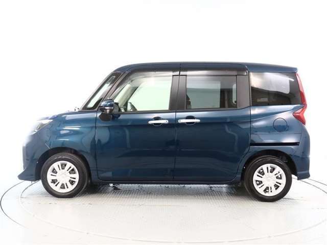 納車1カ月後には無料1カ月点検をご用意しています。車検や12カ月点検、オイル交換などのアフターメンテナンスも県内50店舗の整備工場におまかせください。